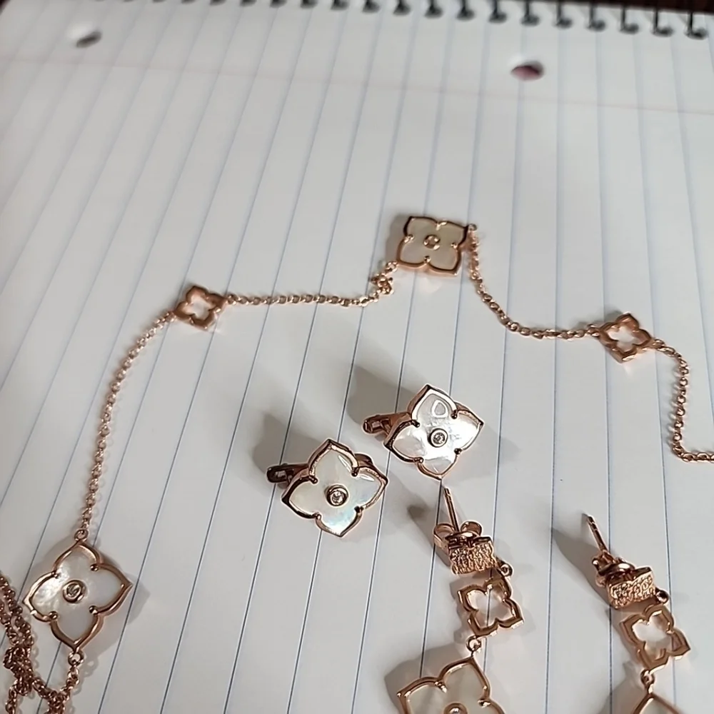 Mother of Pearl Flower Necklace and Sterling Silver and 2 pair of earrings set - Picture 4 of 7